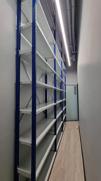 Стеллажи в архиве